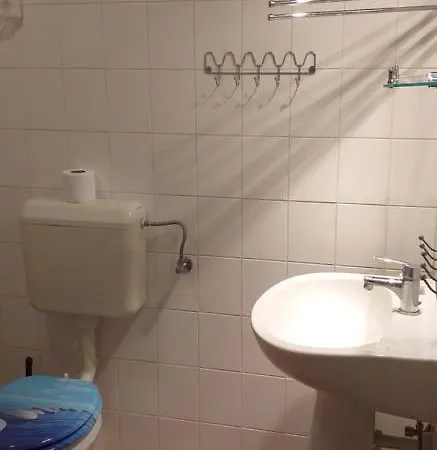 Benyelak - Zoeldorom Kutya - Es Bababarat Vendeghaz Legyesbenye