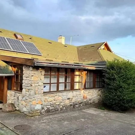 Benyelak - Zoeldorom Kutya - Es Bababarat Vendeghaz