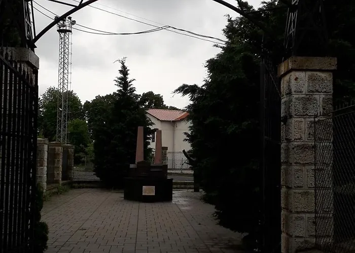 Benyelak - Zoeldorom Kutya - Es Bababarat Vendeghaz Tatil Evi